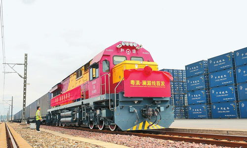 粵滇攜手同行，打造瀾湄黃金線路——國際貨運(yùn)班列暨中老泰貨物列車開行側(cè)記